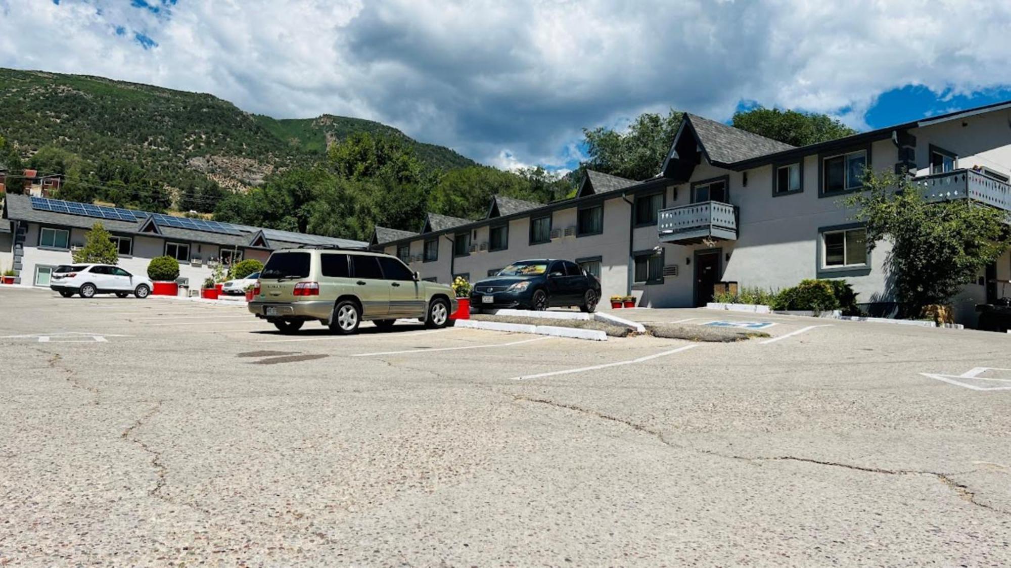 Adventure Inn - Glenwood Springs Eksteriør bilde